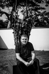 Black and white photo of Darren Shan